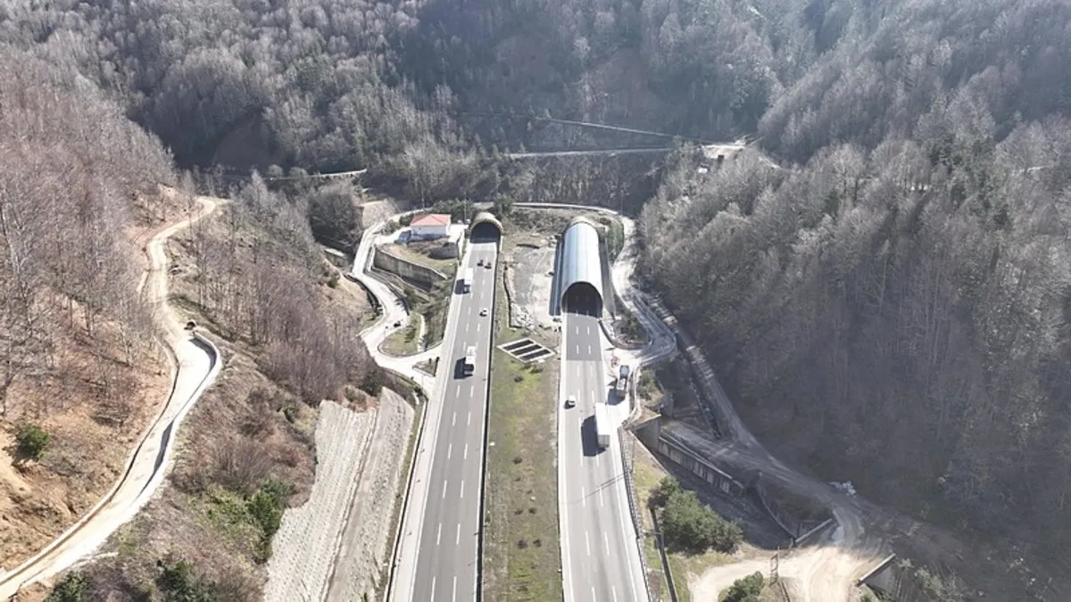 Bolu Dağı Tüneli'nin İstanbul yönü 50 gün ulaşıma kapatılacak