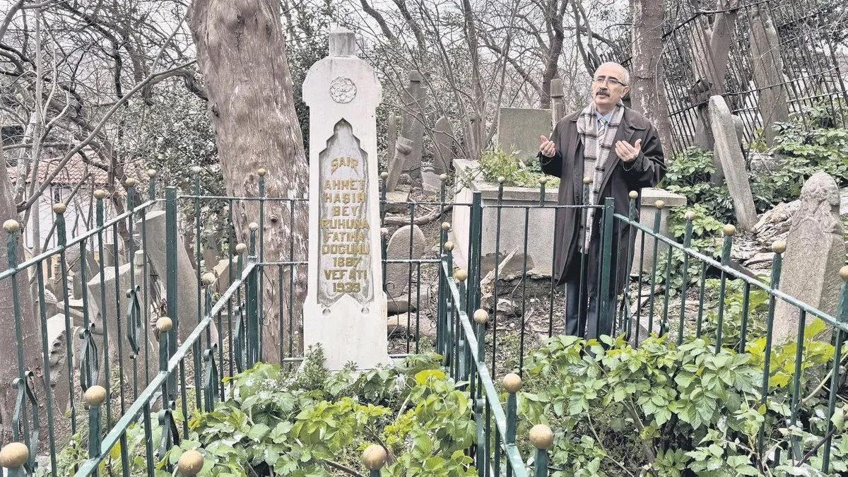 Ölümsüz şairlerin mezarları gün yüzüne çıkartılıyor