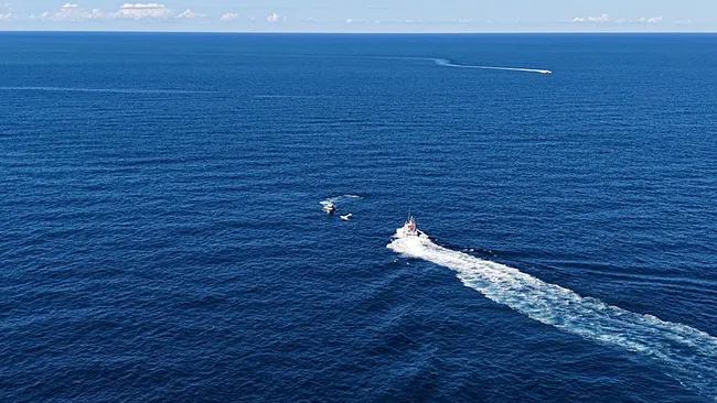 Son dakika: Gürcistan'dan kalkan uçak Rize'de denize acil iniş yaptı