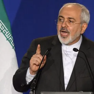 İran Dışişleri Bakanı Zarif: “Nükleer anlaşma değişemez”