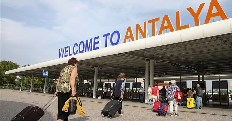 Antalya’ya hava yoluyla gelen turist sayısı 7 milyonu aştı