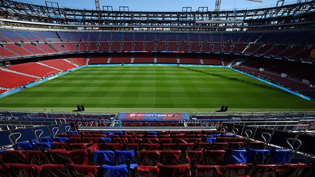 Barcelona, Camp Nou için ilk kullanım ruhsatını aldı