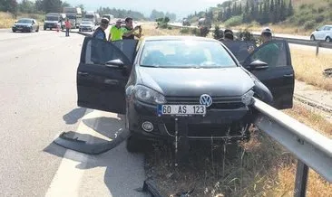 Otomobil bariyere saplandı