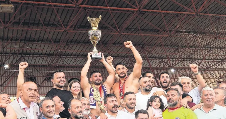 Altın kemer Erkan Taş’ın