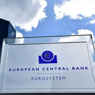 ECB anketinde 2020 büyüme beklentisi yukarı yönlü revize edildi