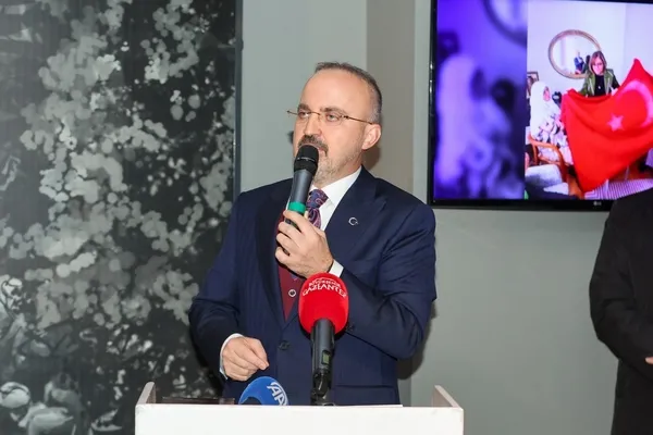 sehit-kamilin-tabutuna-ortulen-bayrak-muzede-sergileniyor-1769007270411.jpg