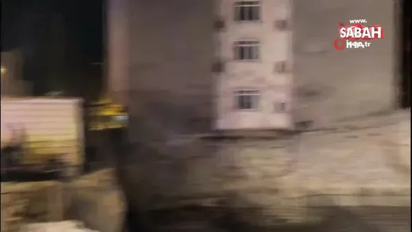 SON DAKİKA: Ankara’da temelinde toprak kayması oluşan 3 katlı Saadet apartmanı tahliye edildi