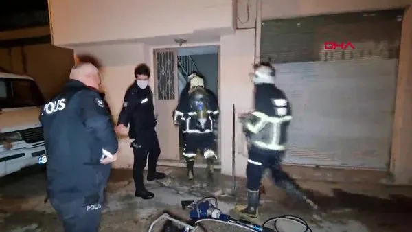 Adana'da molotof bombası ile kundaklanan evde hasar oluştu