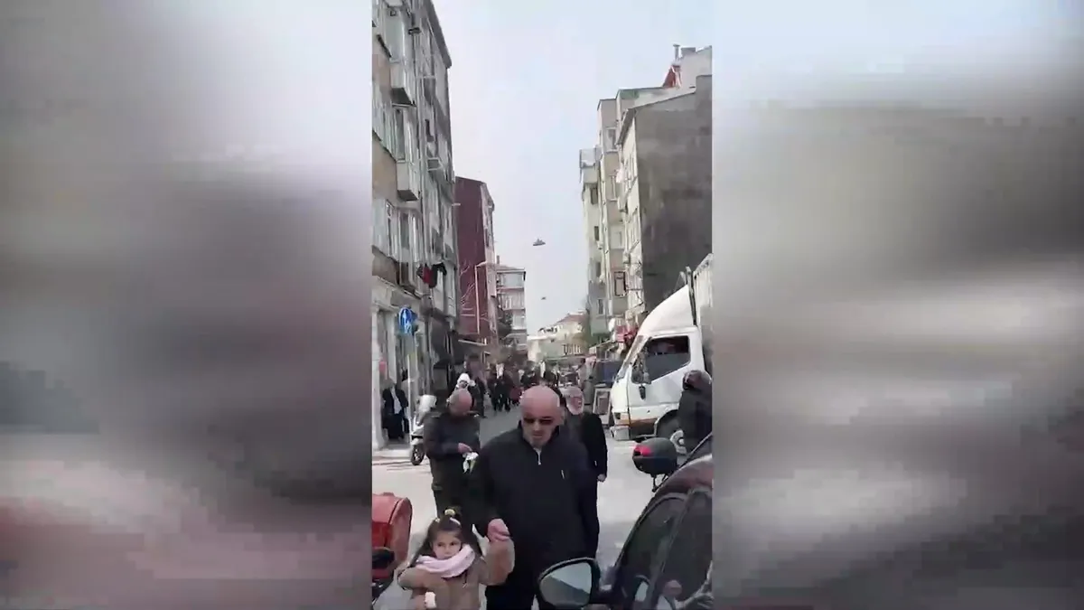 Kızını almaya gelen Semiha’yı canice katletmişti: Okul önünde vahşeti böyle savundu! videosunu izle Kızını almaya gelen Semiha’yı canice katletmişti: Okul önünde vahşeti böyle savundu! videosunu izle