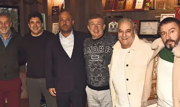 Eski futbolculara çifte doğum günü