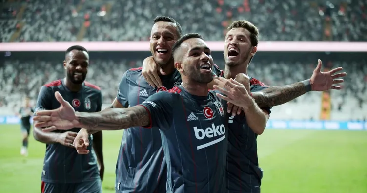 Son dakika: Alex Teixeira’dan müthiş başlangıç! Beşiktaş 10 kişiyle kazandı...