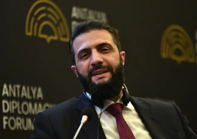 suriye-cumhurbaskani-sara-suriyede-toprak-butunlugunu-sagladik-1776428567027.jpg Suriye Cumhurbaşkanı Şara: Suriye'de toprak bütünlüğünü sağladık