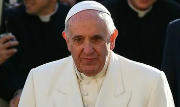 Katoliklerin ruhani lideri Papa Franciscus’a Kovid-19 aşısı yapıldı