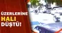 Motosikletle Giderken Üzerlerine Halı Düştü! / A Haber