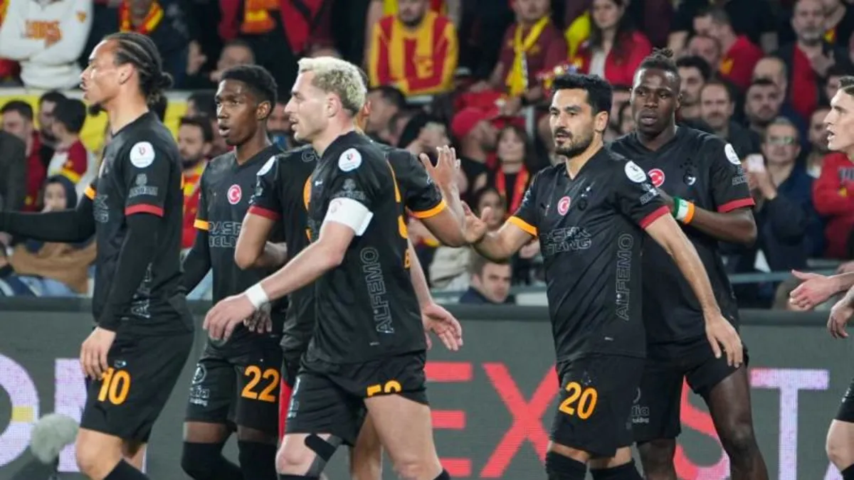 Galatasaray'da Kaan Ayhan İçin Ayrılık Çanları: Süper Lig ve Almanya'dan Teklifler Masada