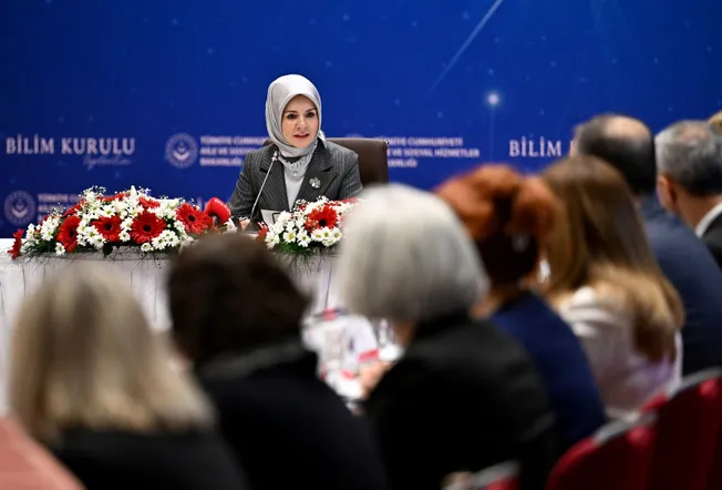 aile-ve-sosyal-hizmetler-bakanligi-bunyesinde-bilim-kurulu-kuruldu-1701250532054.jpg