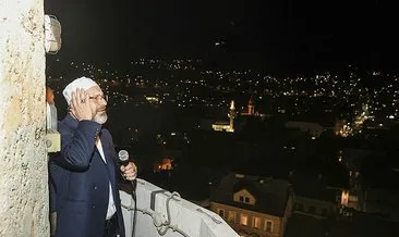 Diyanet İşleri Başkanı Ali Erbaş, tarihi Gazi Hüsrev Bey Camisi’nde ezan okudu