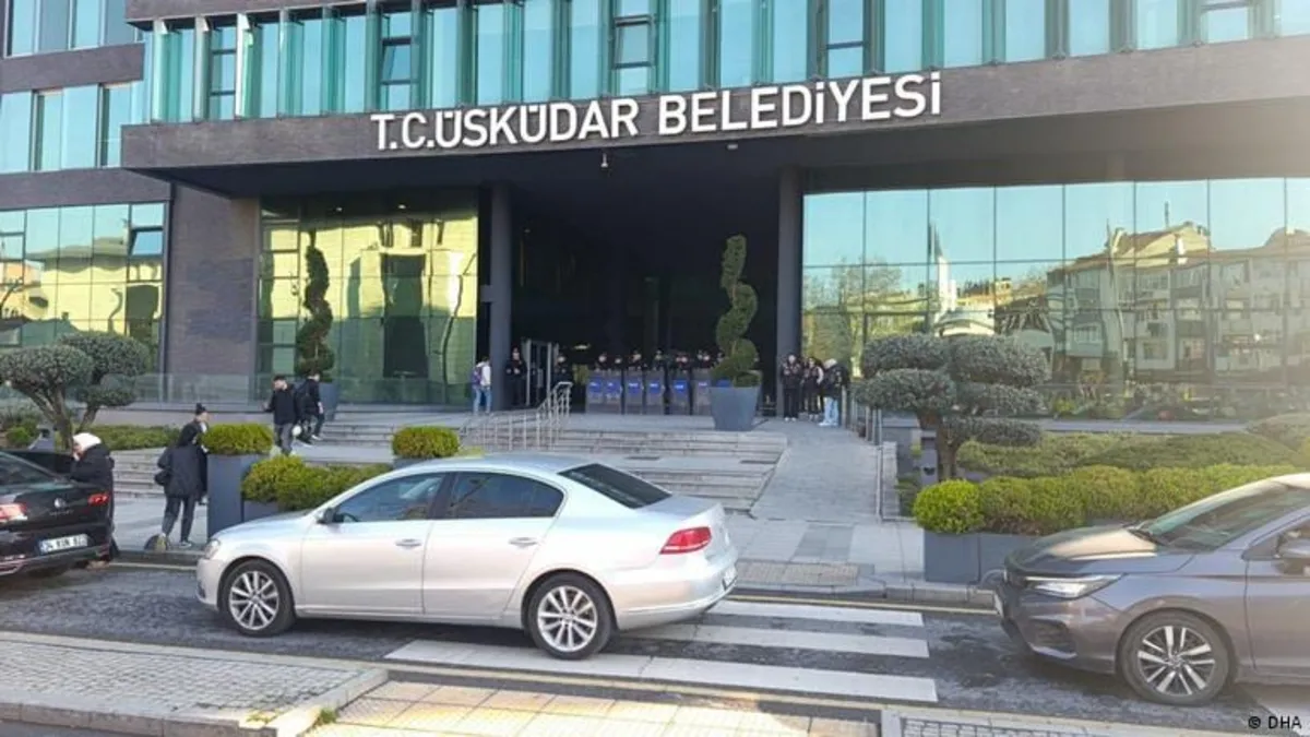 AK Parti “şaibeli” Üsküdar Belediye Başkan Vekili seçimine suç duyurusunda bulunulacak AK Parti “şaibeli” Üsküdar Belediye Başkan Vekili seçimine suç duyurusunda bulunulacak