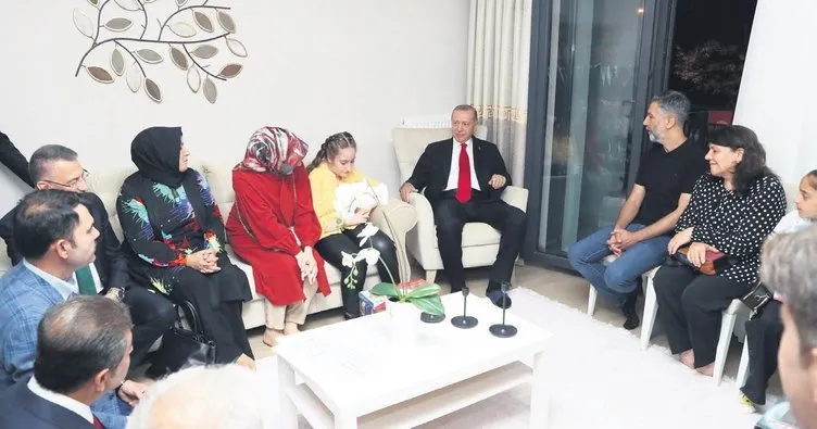 Başkan Erdoğan’ı evlerinde konuk eden Karadüş ailesi: Her zaman yanımızda