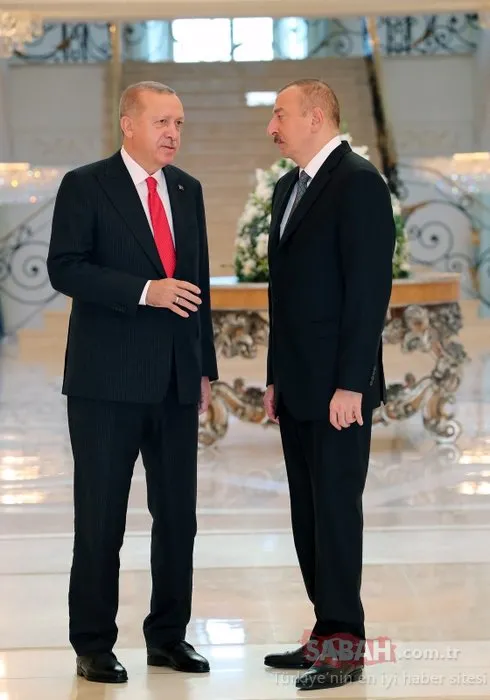 Başkan Erdoğan'a Azerbaycan'da sıcak karşılama!