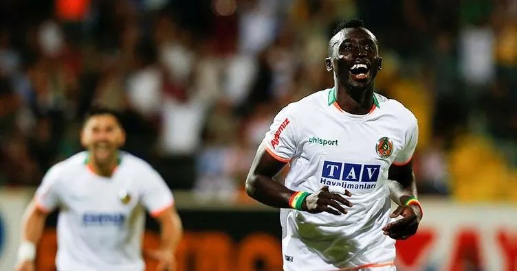 Finalin ardından çifte imza