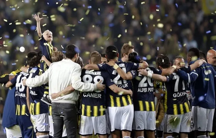 Fenerbahçe’de şampiyonluk kutlamaları