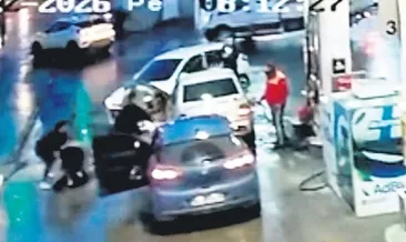 Uslanmaz hırsız eve girip araba çaldı