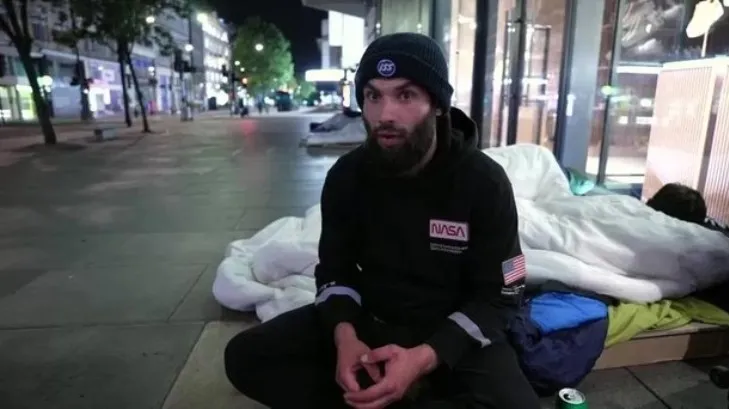 İngiltere'de şoke eden manzara! Ünlü muhabir bu sözlerle özetledi: Böyle bir şey görmedim!