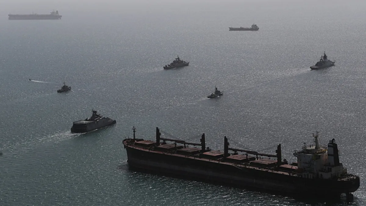 Orta Doğu’da büyük hesaplaşma kapıda: Rus ‘Kıyamet Uçağı’ Tahran’da! ABD bölgeye 20 yıl sonra en büyük hava gücünü sevk etti Orta Doğu’da büyük hesaplaşma kapıda: Rus ‘Kıyamet Uçağı’ Tahran’da! ABD bölgeye 20 yıl sonra en büyük hava gücünü sevk etti