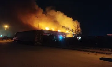 Afyonkarahisar’da bir fabrikada yangın!