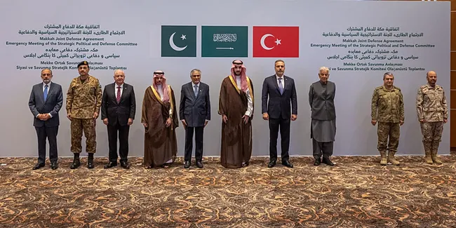 suudi-arabistanda-mekke-ittifaki-toplantisi-bakanlar-fidan-ve-guler-katildi-1791224291255.jpg