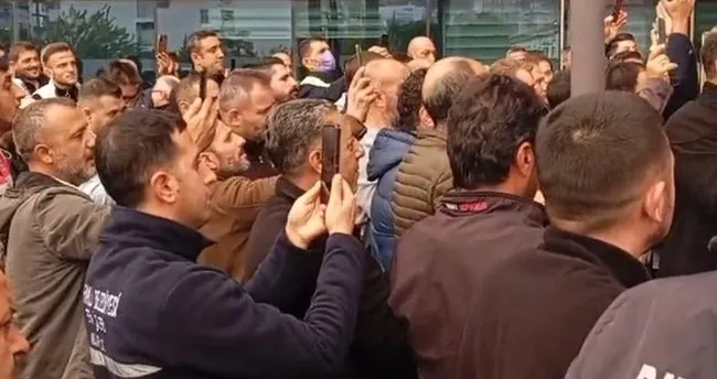 Bayraklı’da işçilerden yönetime ültimatom: Çöpler toplanmazsa sorumlusu belediye başkanıdır