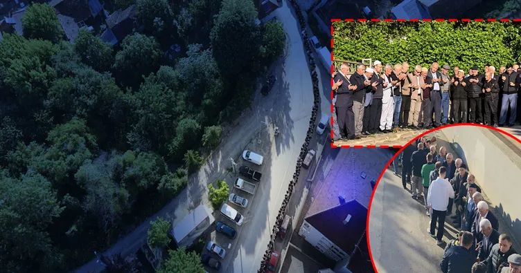 Bursa’da 60 yıllık gelenek bozulmadı:1 kilometreyi aşan bayramlaşma kuyruğu havadan görüntülendi