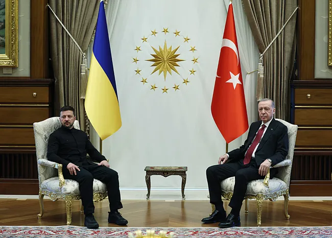 son-dakika-baskan-erdogan-zelenski-ile-gorustu-rusya-ve-ukraynaya-flas-istanbul-cagrisi-1748633144720.jpeg SON DAKİKA | Başkan Erdoğan, Zelenski ile görüştü! Rusya ve Ukrayna'ya flaş İstanbul çağrısı