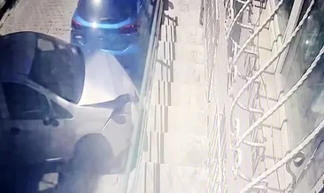 Eyüpsultan’da faciadan dönüldü! 3 otomobilin hasar gördüğü kaza kamerada