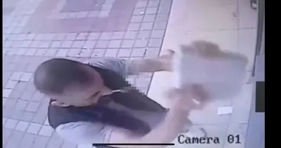 Banka ATM’sini taşla parçaladı #istanbul Banka ATM’sini taşla parçaladı #istanbul