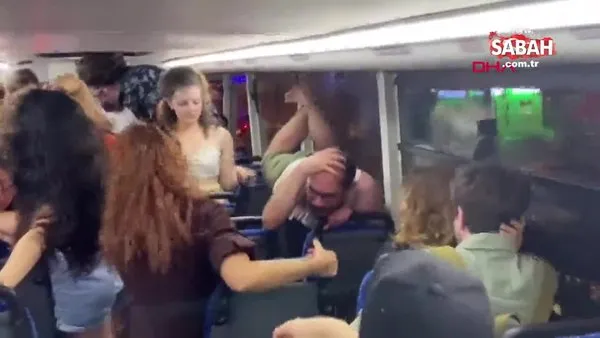 İETT otobüsünde direk dansı! Görenler şoke oldu | Video