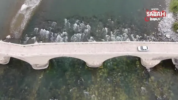 Depremlere meydan okuyan tarihi Palu Köprüsü ilk günkü ihtişamını koruyor | Video