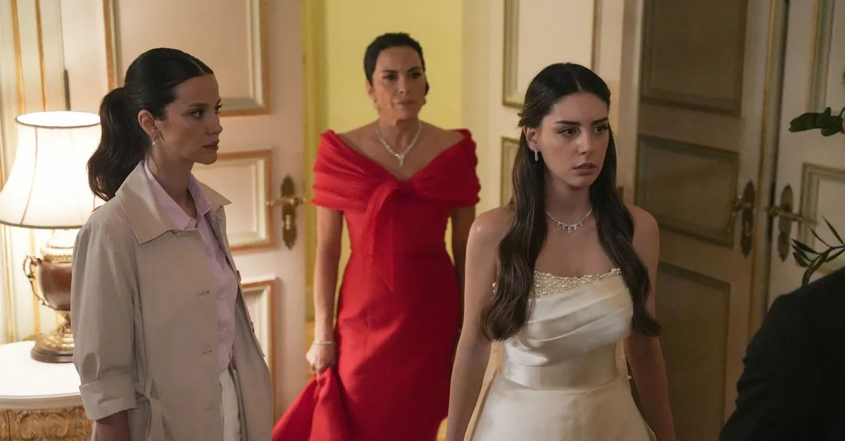 Karadut'da Zuhal aklı ile kalbi arasında kalıyor!