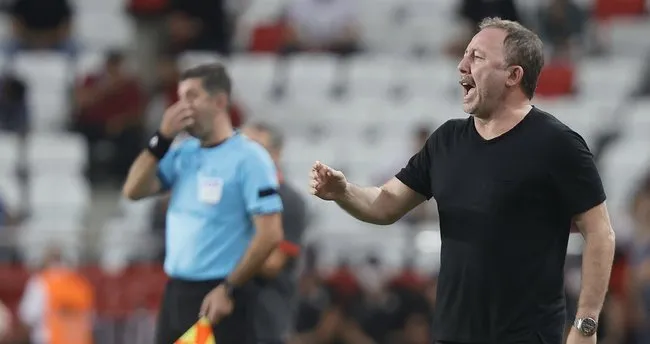 Atiba ve Pijanic Sporting'e yetişecek mi? Sergen Yalçın kararını verdi!