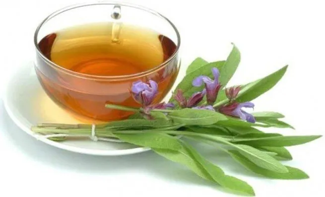 Boğaz ağrısına ilaç gibi gelen 5 bitki çayı