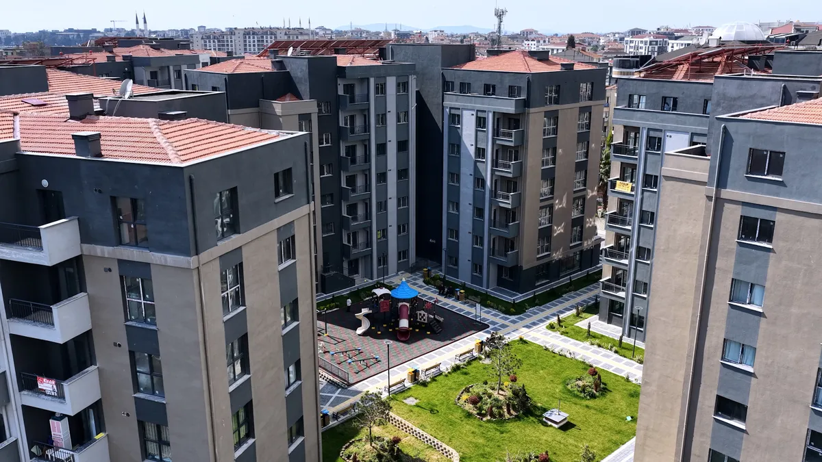 Bakan Kurum'dan Tuzla paylaşımı: Mutlu sonla biten bir kentsel dönüşüm hikayesi daha... haber görseli