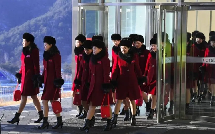 Kuzey Koreli ponpon kızların nasıl seçildiği belli oldu!