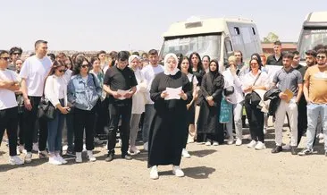 Öğrencilerden zamma protesto