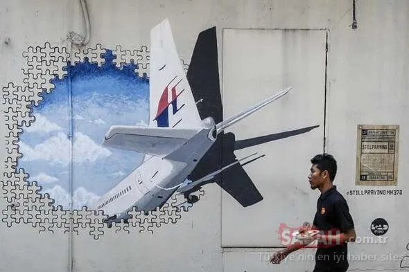 Kayıp Malezya Uçağı hakkında bomba iddia! Saatlerce cesetlerle uçtu!