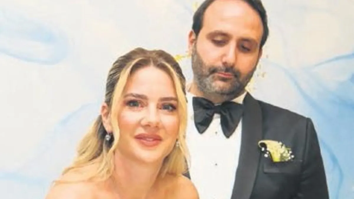 Masalsı bir düğünle evlendiler Masalsı bir düğünle evlendiler