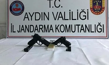 Silah zoruyla para isteyen şebeke jandarmadan kaçamadı #aydin Silah zoruyla para isteyen şebeke jandarmadan kaçamadı #aydin