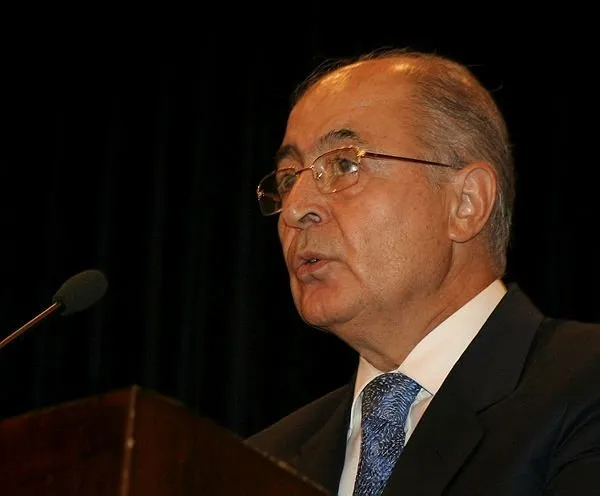 Son koalisyonu ‘Kara Çarşamba’ yıktı! Devletin zirvesinde anayasa kitapçığı kavgası