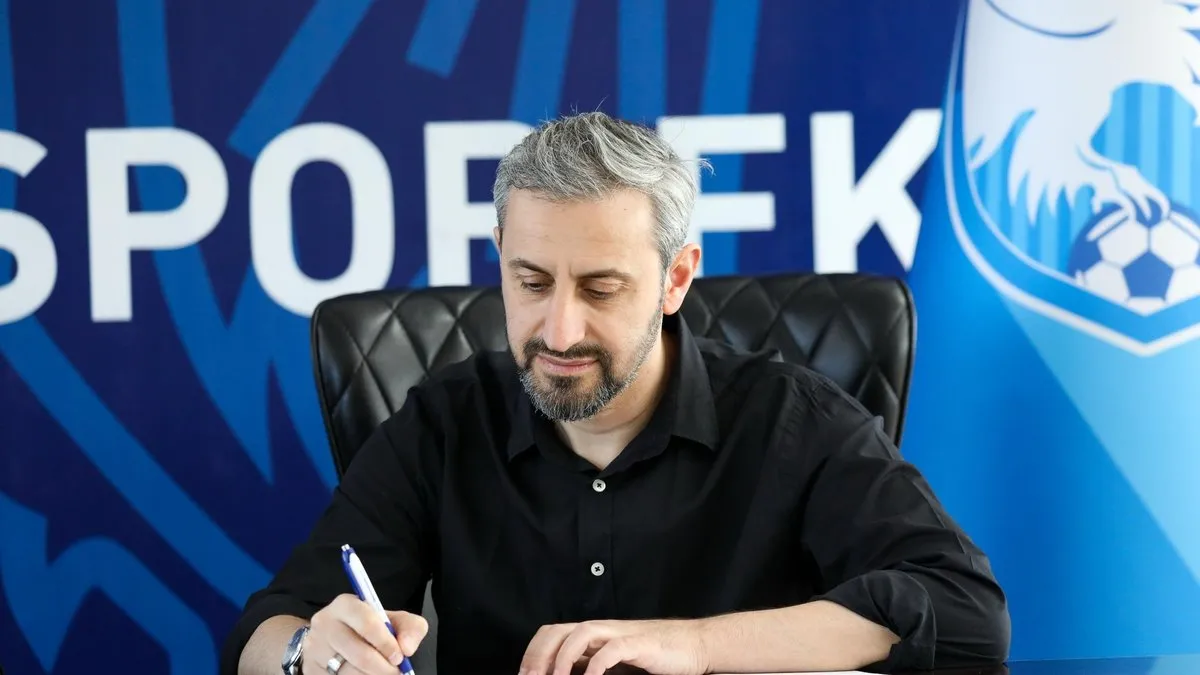 Erzurumspor FK, teknik direktör Serkan Özbalta ile sözleşme imzaladı