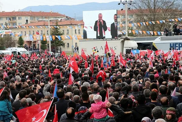 Cumhurbaşkanı Erdoğan'ın Bolu AK Parti İl Kongresi'nden yansıyan kareleri